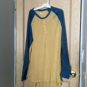 LulaRoe “Mark” long sleeve Tshirt.